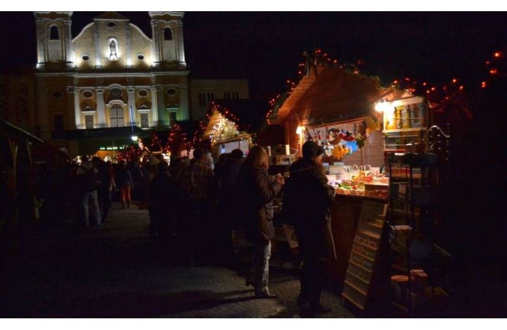 Vianočné trhy v Hurbanove 20. a 21. decembra v znamení tradícií, pripravený je program aj pre deti