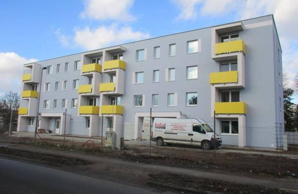 Mesto Zlaté Moravce poskytne na prenájom nových 32 nájomných bytov aj s vybavením