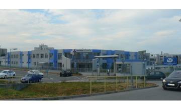 Firma Kongsberg Automotive otvorila novú výrobnú halu vo Vrábľoch - ponúkne 280 pracovných miest