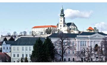 Petícia občanov v Nitre mala úspech, na Wilsonovom nábreží sa stavať nebude, rozhodli o tom poslanci