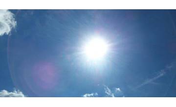 Teploty budú nadpriemerné, výskyt búrok sa počas víkendu neočakáva