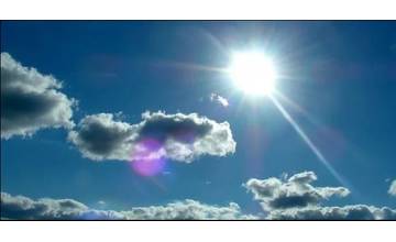 Slnečno a veľmi teplo do konca týždňa, od pondelka sa ochladí a prídu aj búrky