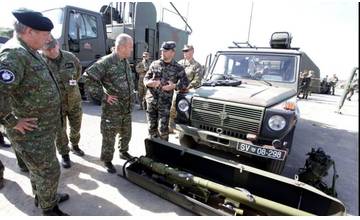 Z armády odchádzajú vojaci a techniku tak nemá kto obsluhovať. Vráti sa povinná vojenčina?