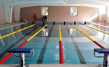 FOTO: Plavecký bazén na SPU v Nitre opäť otvoria. Pre havarijný stav bol zavretý dva roky