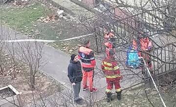 Tragédia v paneláku na Klokočine nebola prvá, k samovražde skokom z okna tu došlo aj v minulosti