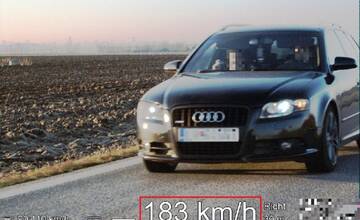 Cestný pirát jazdil na Audi neďaleko Levíc viac ako 180 km/h, dostal mastnú pokutu