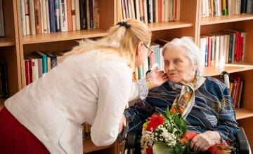 FOTO: Pani Alma z Nitry oslávila na Valentína storočné jubileum