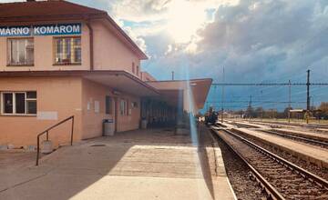 Železničná trať z Komárna do Bratislavy už nutne potrebuje zmodernizovať, ľudia spisujú petíciu