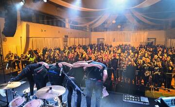 Po rozpade kapely Desmod prišiel ďalší úder. Na pódiu uvidíme nového speváka