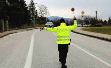 Policajti budú na cestách až do večera, v Nitrianskom kraji ohlásili dopravnú akciu