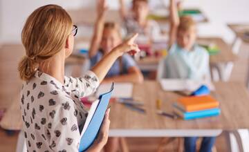 Pedagogička z Nitry sa prebojovala ďalej. Toto sú mená TOP 10 Učiteľskej osobnosti Slovenska 2023