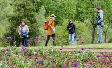 FOTO: V Botanickej záhrade SPU otvorili nový náučný chodník, je tu viac než sto druhov rastlín