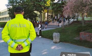 Psychologička o úzkostiach a strachu detí z bombových hrozieb: Rady rodičom, ako o tom s nimi hovoriť 