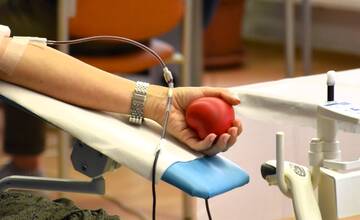 Mesto Nitra opäť pozýva na Primátorskú kvapku krvi. Viete, ako sa správne pripraviť na odbery?