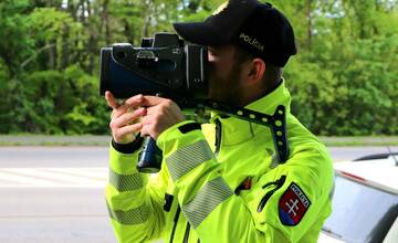 Dnes v okrese Nitra: Na cestách budú policajné kontroly, posvietia si najmä na vašu rýchlosť