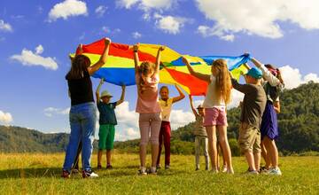 Máte už plány na Deň detí? V Nitrianskom kraji máte na výber koncert, divadlo, pirátsky deň či pobyt v soľnej jaskyni