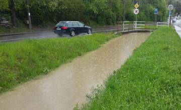 Pre Nitriansky kraj bola vydaná výstraha 2. stupňa pred búrkami s intenzívnym dažďom