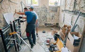 FOTO: V Nitre počas leta prebieha rekonštrukcia budovy Mestskej polície za 60-tisíc eur