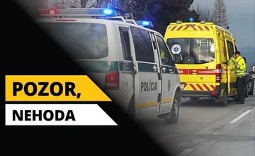 Na kruhovom objazde pri Tescu v Nitre došlo k menšej nehode. Blokovaný je jeden jazdný pruh