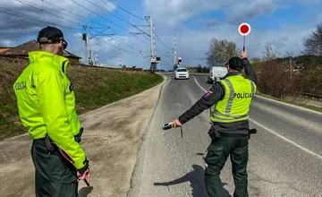 Vodiči, dnes pozor na policajné kontroly v okresoch Nitra a Zlaté Moravce, očakávajte ich v dvoch vlnách
