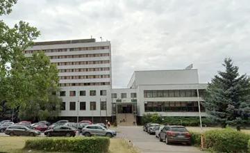 V Nitre vypadol z piateho poschodia budovy 22-ročný študent. Zraneniam na mieste podľahol, prípad vyšetruje polícia