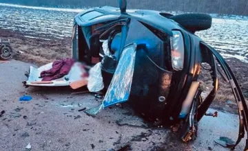 Čelná zrážka medzi Hurbanovom a Svätým Petrom vyzerala hrozivo, obe posádky našťastie zázrakom prežili