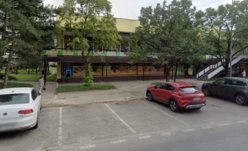 Výbuch bankomatov ochromil časť Nitry, nedostanete sa do obľúbeného obchodu, na mieste hliadkuje aj polícia