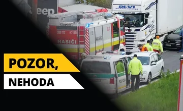 Vážna nehoda kamiónu pri Nitre spôsobila na R1 v smere do Trnavy zdržanie až 30 minút, dávajte si pozor