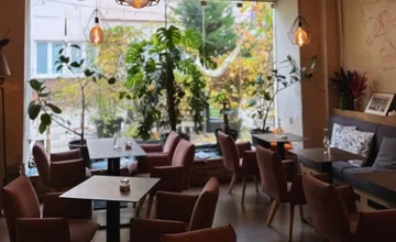 Krádež v obľúbenej kaviarni na Kupeckej v Nitre je objasnená a polícia má podozrivého