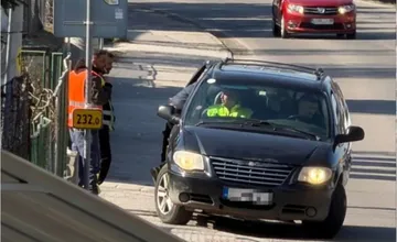 Pozor na podomových predajcov či remeselníkov. Vyčíňajú v okrese Levice, polícia už vydala varovanie