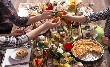 Veľká noc na Slovensku spája tradície a chute. Toto je TOP 5 jedál, ktoré nesmú chýbať na veľkonočnom stole