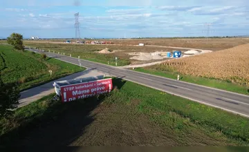 Výstavba novej baterkárne v Šuranoch napreduje a už je aj viditeľná, reaguje GIB EnergyX na tvrdenia SaS