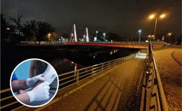 Nitra sa rozžiari na červeno. Mesto tak vyjadrí symbolickú podporu ľuďom trpiacim nevyliečiteľným ochorením 