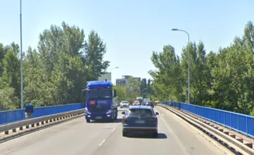 Na moste v Šali sú opäť výtlky, nedávno prešiel obnovou. Miestni zúria, Slovenská správa ciest vraví, že poruchy opraví