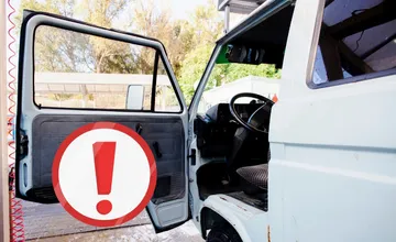 V obci pri Nitre mali lákať deti do podozrivého bieleho vozidla, pod zámienkou výkupu železa ich chceli odviezť domov