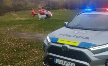 Žena mala zjesť lieky a ísť do lesa. Vďaka kamarátovi a policajtom zo Zlatých Moraviec sa ju podarilo zachrániť