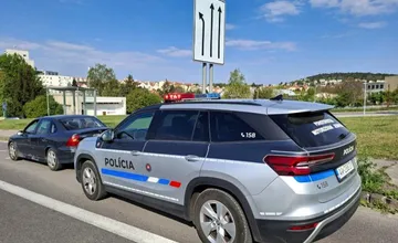 Po Nitre jazdil ďalší hazardér. Nemal vodičský preukaz a bol zdrogovaný, okamžite upútal pozornosť polície