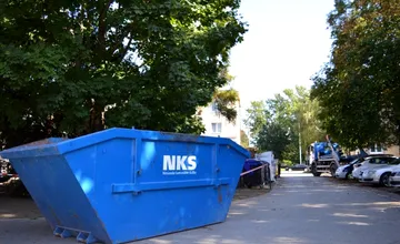 Jarné upratovanie v Nitre: Kontajnery najbližšie dorazia na Klokočinu III. a Čermáň. Pozrite si harmonogram