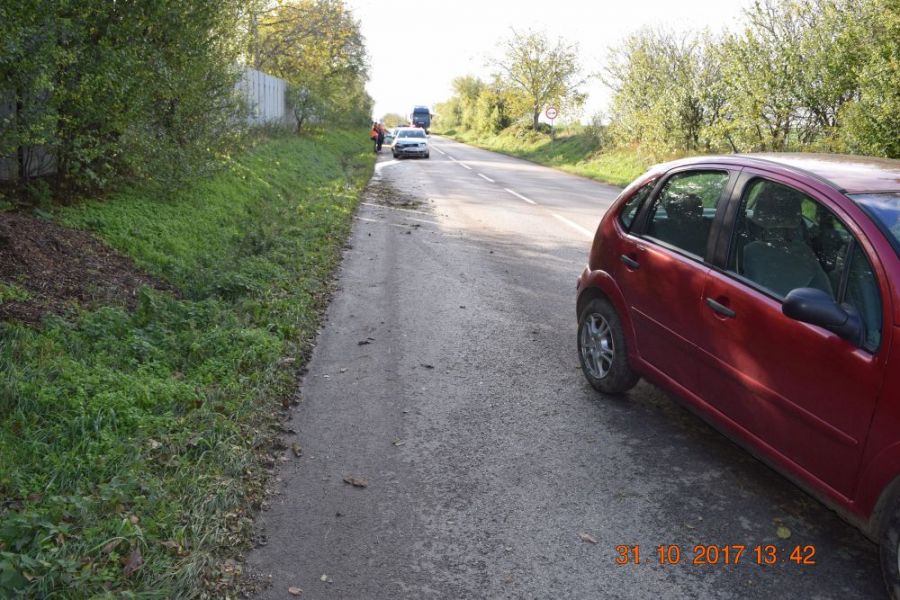 Vodič si sadol za volant s 3,33 promile a spôsobil dopravnú nehodu, foto 2