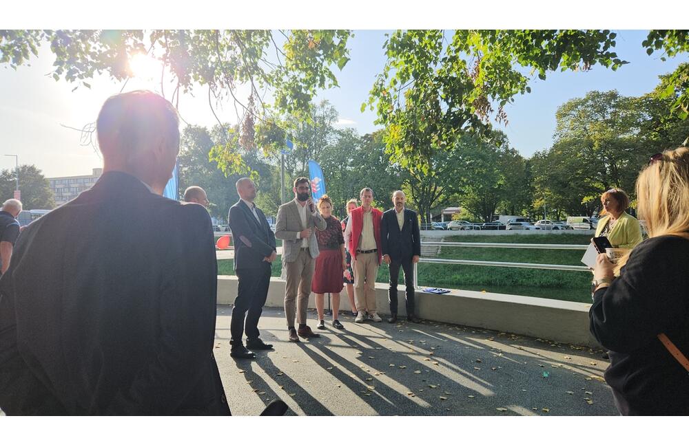 FOTO: Slávnostné otvorenie cyklopodjazdu pod Univerzitným mostom, foto 2