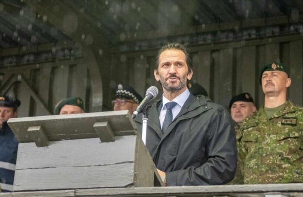 FOTO: Slávnostné privítanie vojakov a vojačiek zo zahraničných misií v Leviciach, foto 10