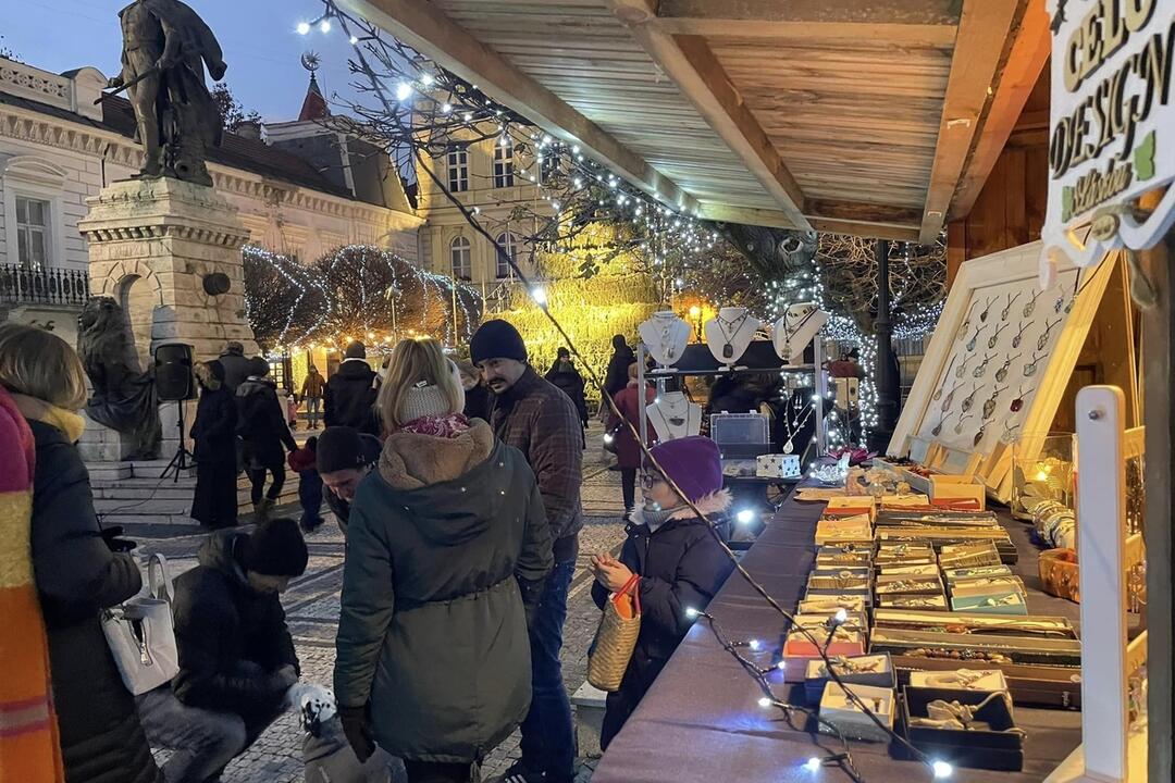 FOTO: Vianočné trhy v okresných mestách, foto 9