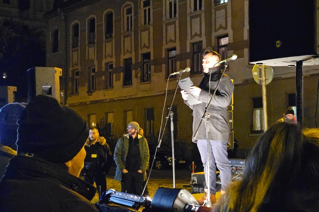 FOTO: Protivládny protest „Zastavme ich“  v Nitre, foto 9