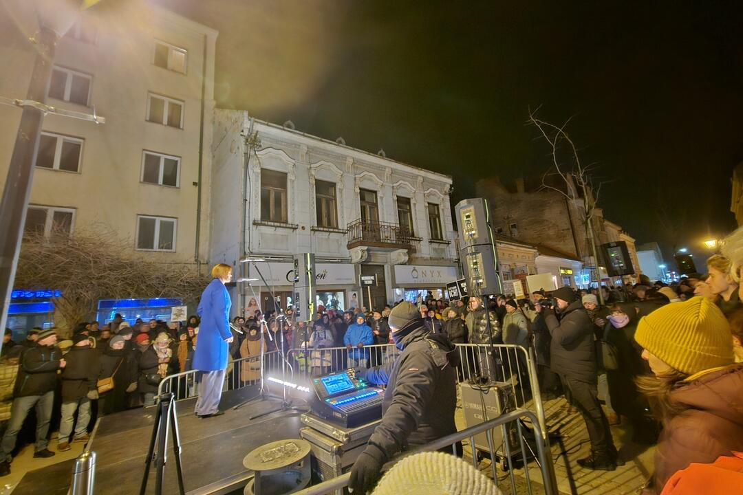 FOTO: Tretí protivládny protest "Zastavme ich" v Nitre, foto 1