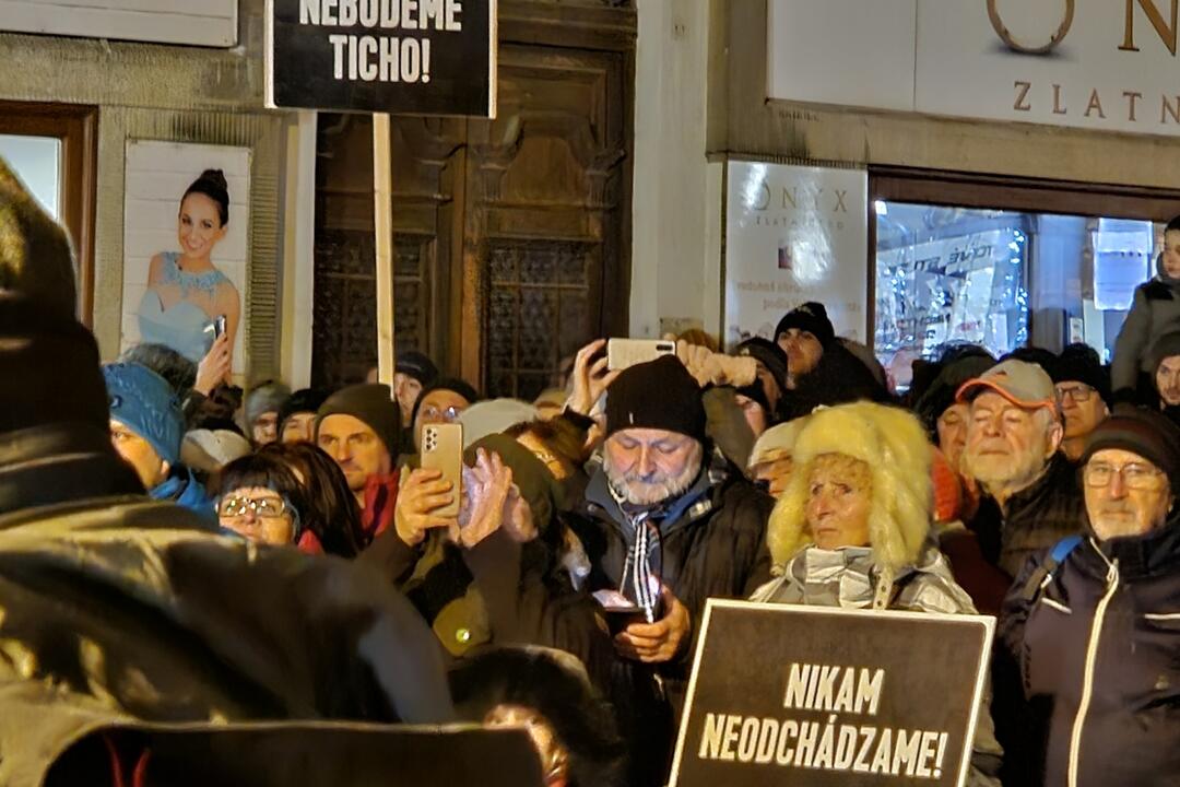 FOTO: Tretí protivládny protest "Zastavme ich" v Nitre, foto 15