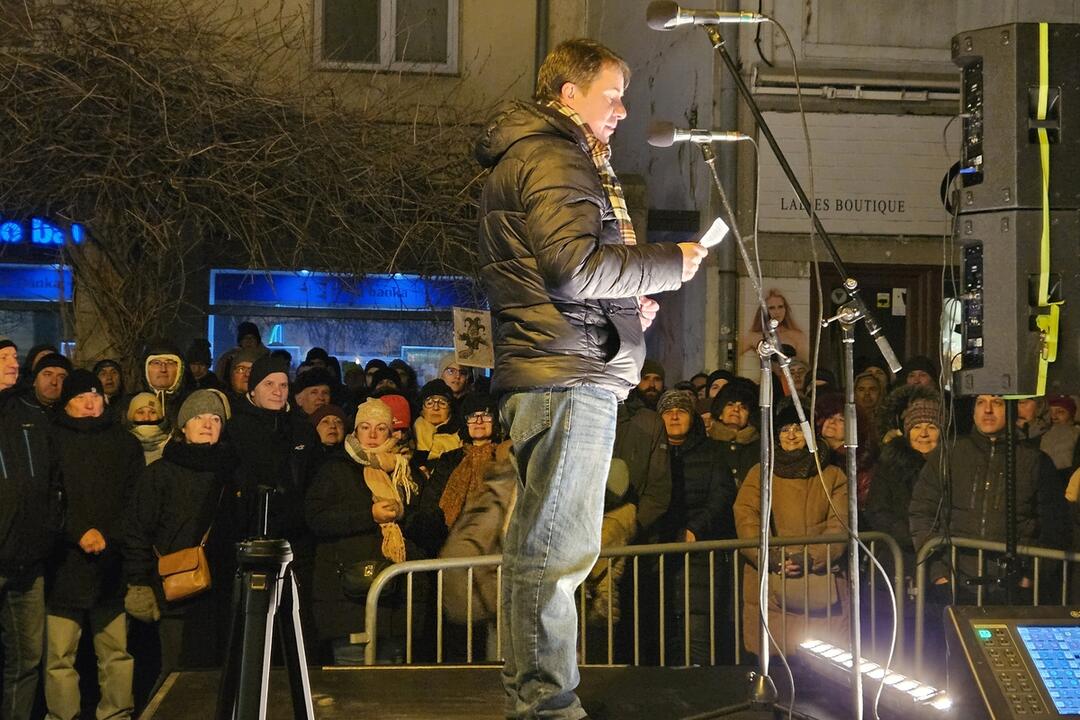 FOTO: Tretí protivládny protest "Zastavme ich" v Nitre, foto 25