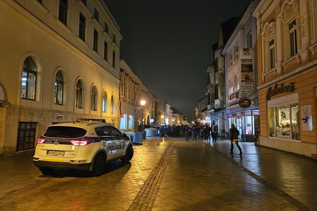 FOTO: Štvrtý protivládny protest "Zastavme ich" v Nitre, foto 1