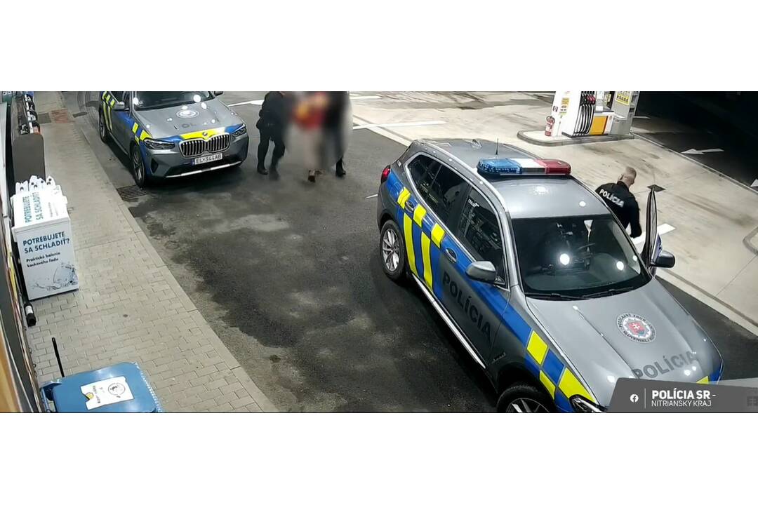 FOTO: Muž preoblečený za pumpára takmer zdemoloval čerpačku pri Nitre, foto 6