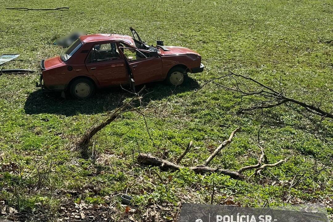 FOTO: Tragická nehoda za Obycami, spolujazdkyňa neprežila, foto 6