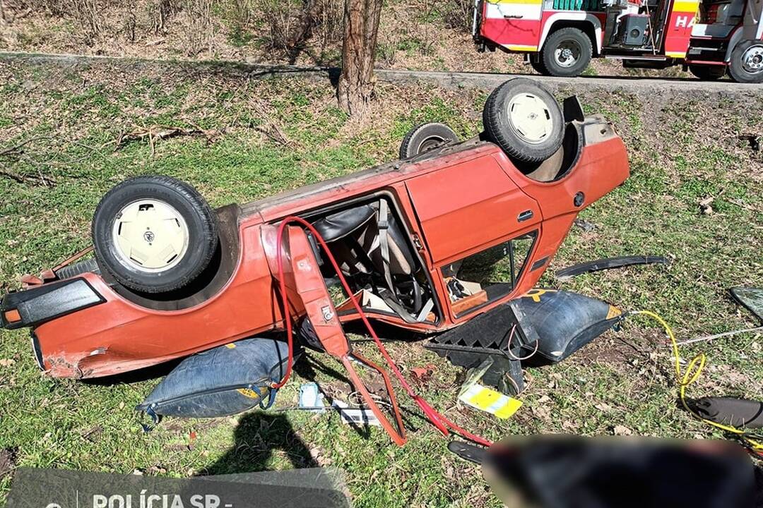 FOTO: Tragická nehoda za Obycami, spolujazdkyňa neprežila, foto 1